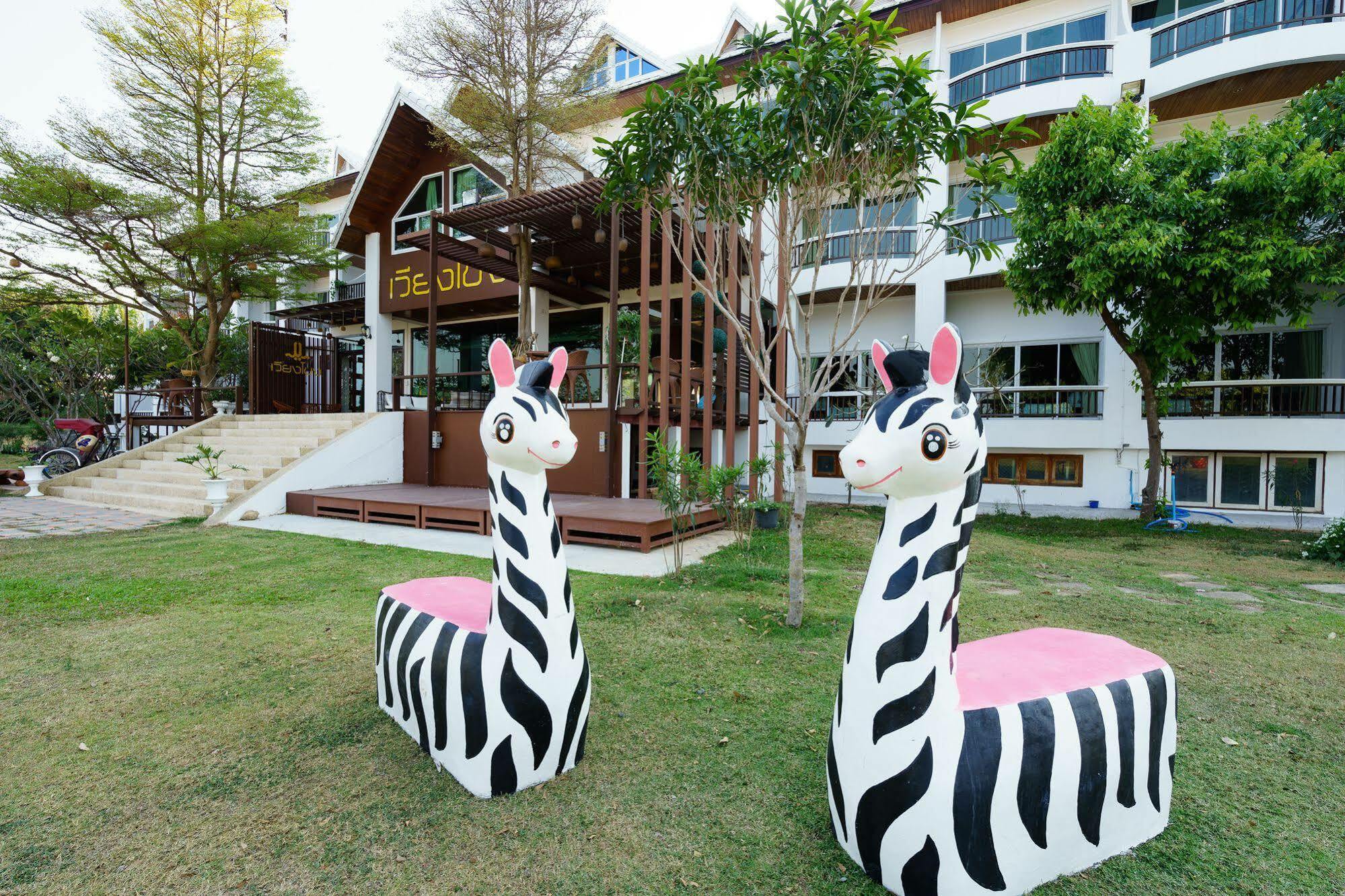 Vieng Khong Hotel Mukdahan Buitenkant foto