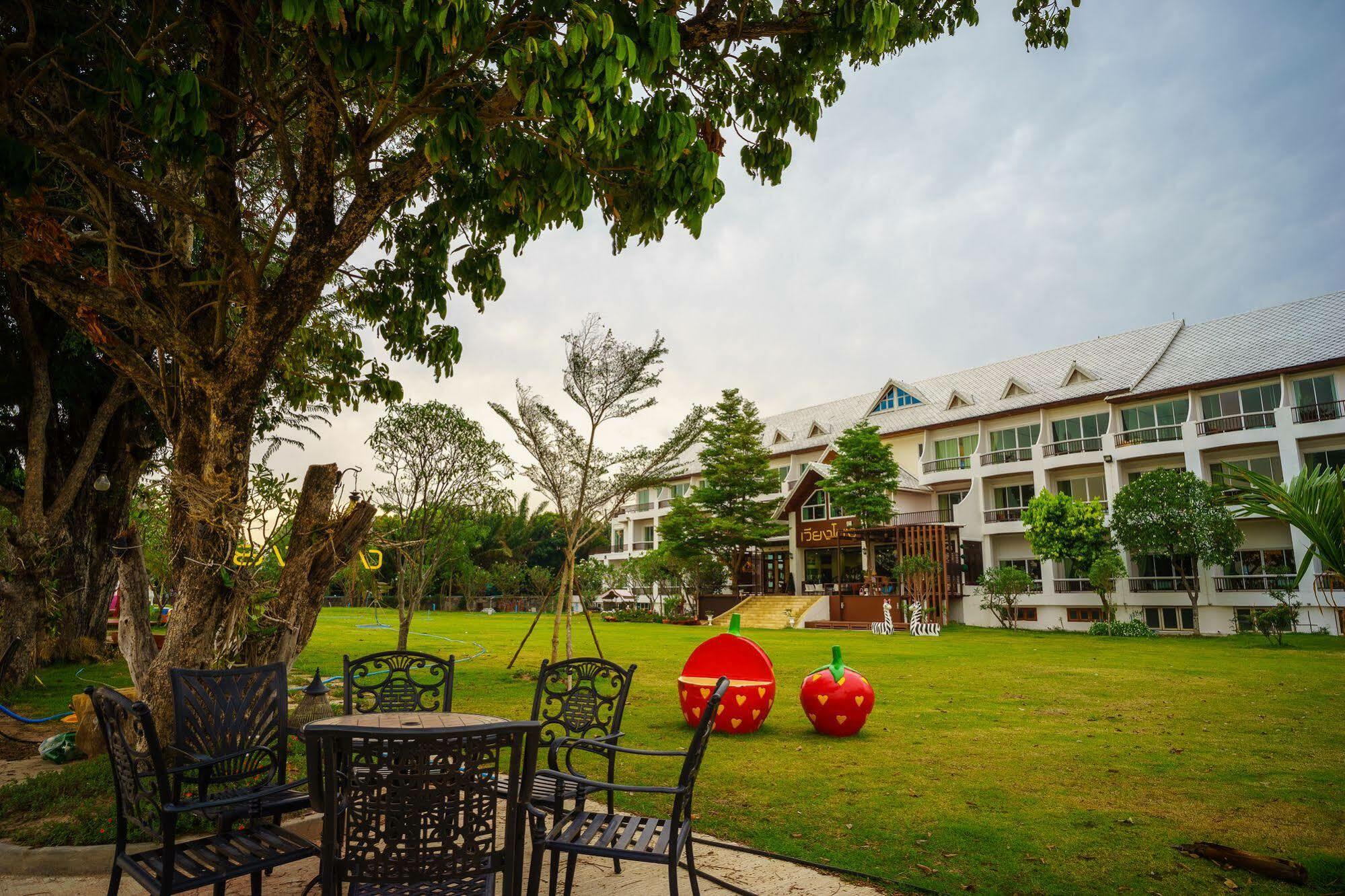 Vieng Khong Hotel Mukdahan Buitenkant foto