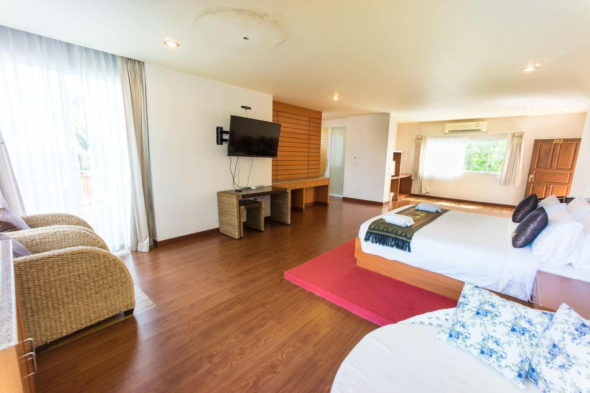 Vieng Khong Hotel Mukdahan Buitenkant foto